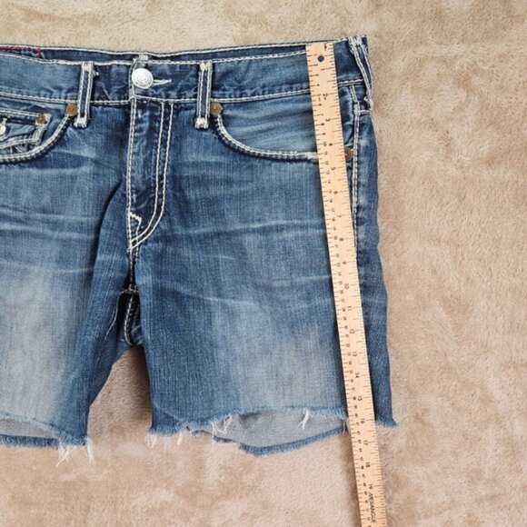 True Religion Made in USA Billy Giant Big T Jeans Short Denim Size 36 Seat 34 - Picture 9 of 15